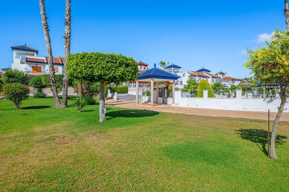 2 sovrum Lägenhet till salu i Pilar de la Horadada med pool - 225 000 € (Ref: 10081779)