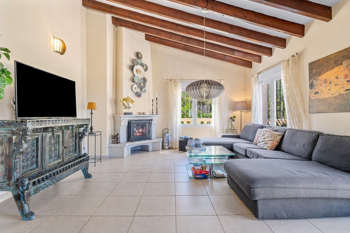 3 slaapkamer Villa te koop in Denia met zwembad - € 520.000 (Ref: 10081780)