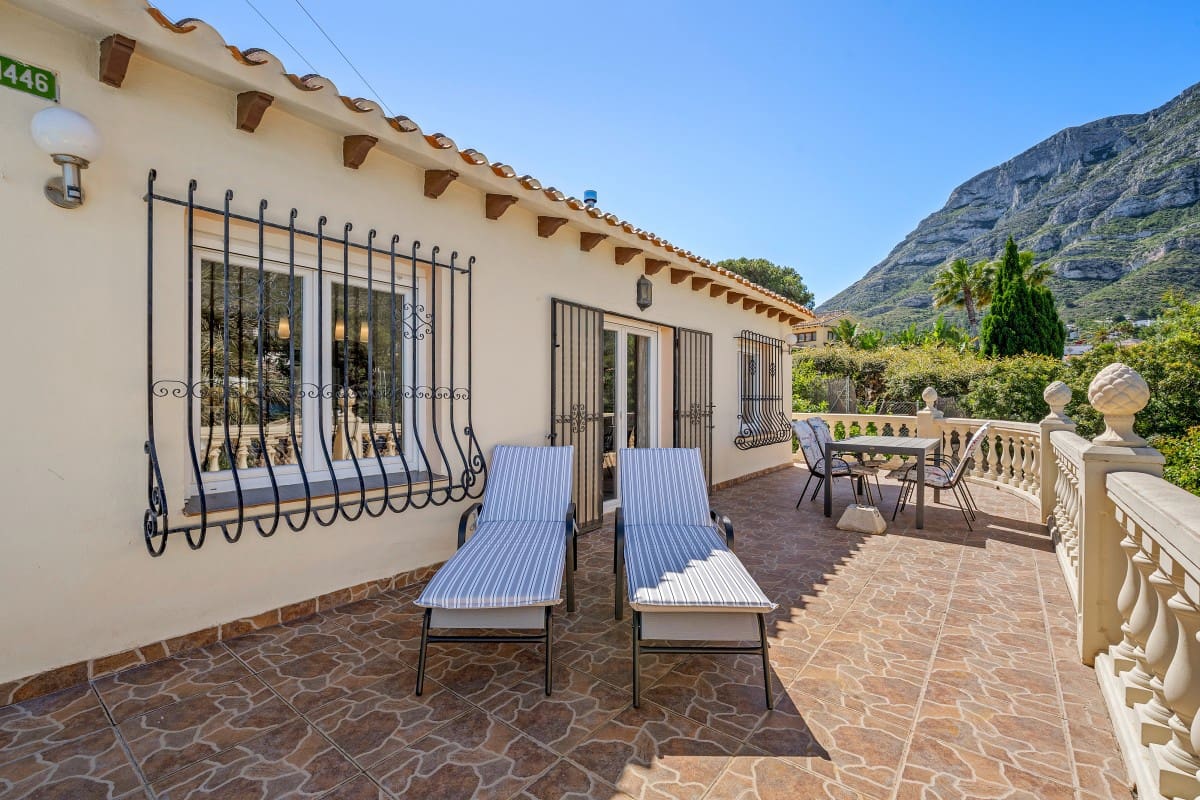 3 slaapkamer Villa te koop in Denia met zwembad - € 520.000 (Ref: 10081780)