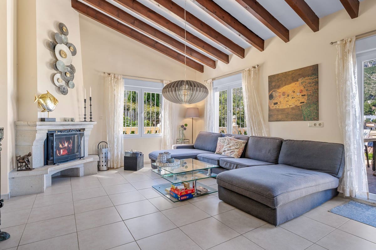 3 slaapkamer Villa te koop in Denia met zwembad - € 520.000 (Ref: 10081780)