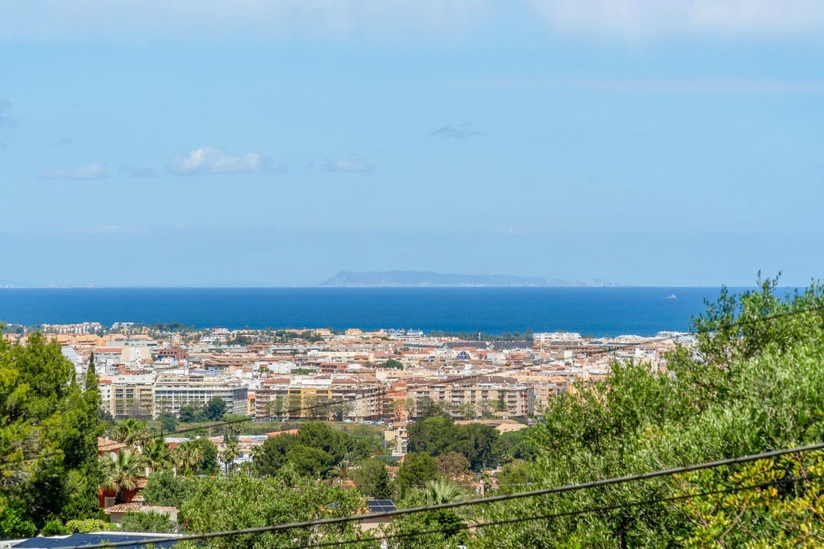 3 slaapkamer Villa te koop in Denia met zwembad - € 520.000 (Ref: 10081780)