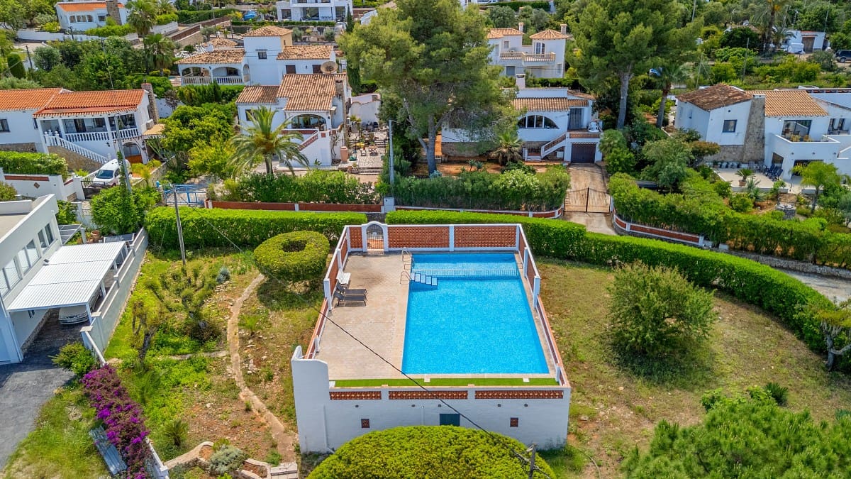 3 slaapkamer Villa te koop in Denia met zwembad - € 520.000 (Ref: 10081780)