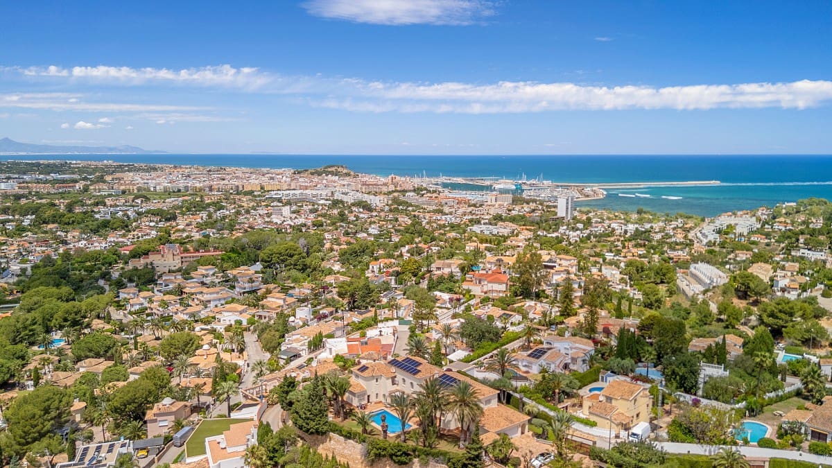 3 slaapkamer Villa te koop in Denia met zwembad - € 520.000 (Ref: 10081780)