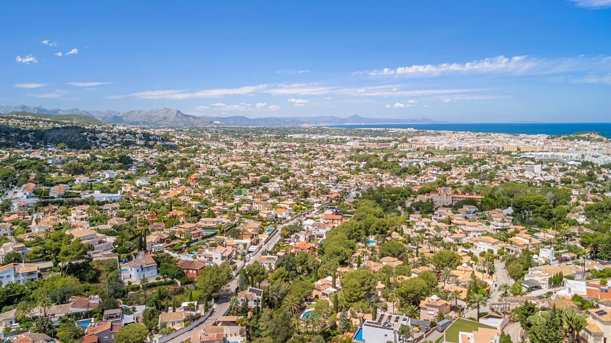 3 slaapkamer Villa te koop in Denia met zwembad - € 520.000 (Ref: 10081780)