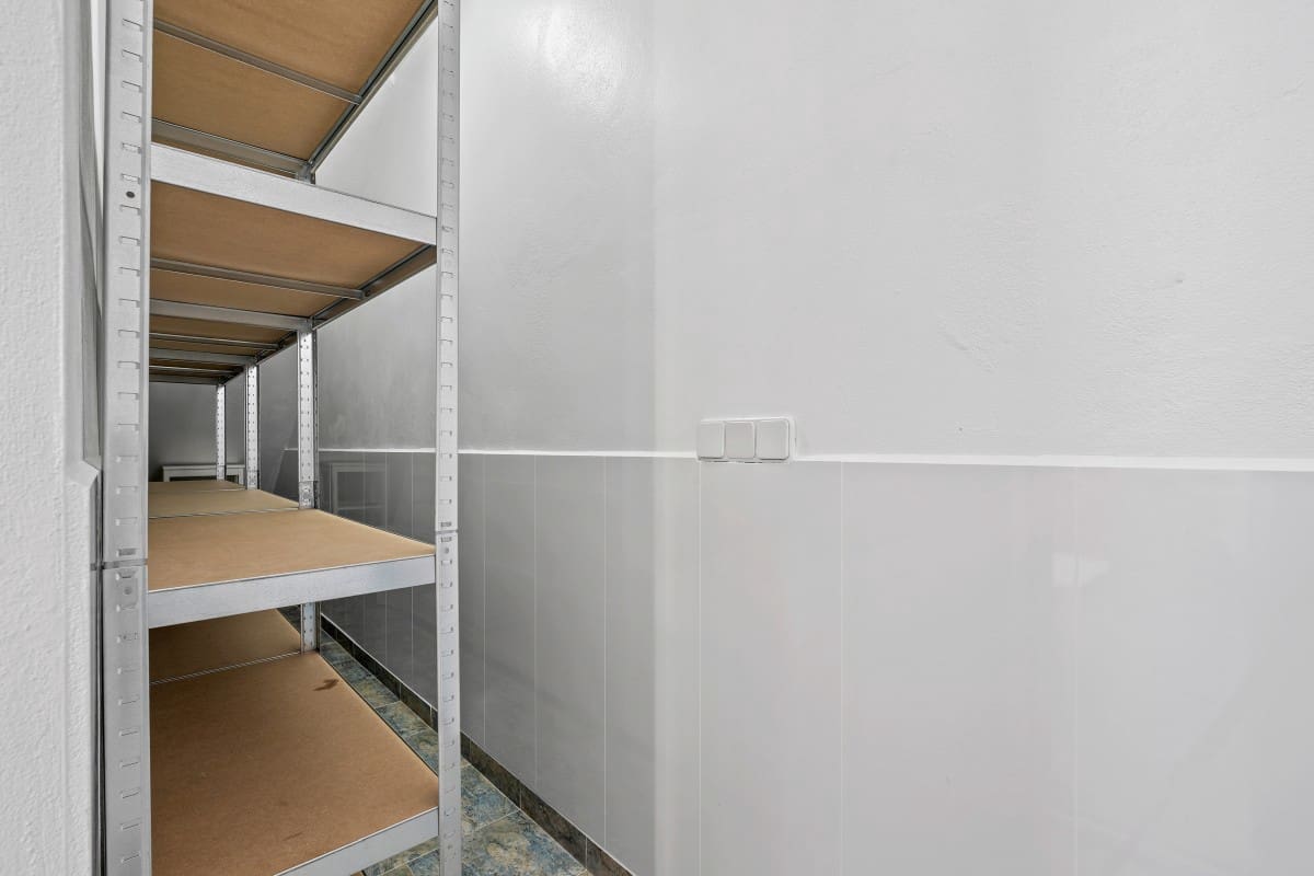 Apartamento de 2 habitaciones en Torrevieja en venta con piscina - 159.000 € (Ref: 10081782)