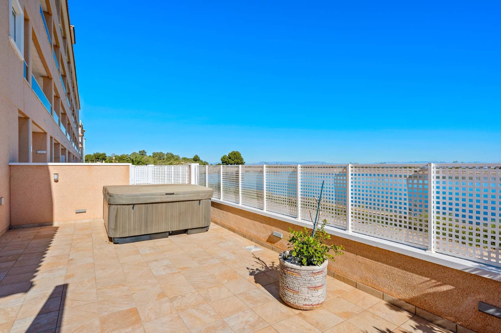 3 makuuhuone Huoneisto myytävänä paikassa Villamartin mukana uima-altaan - 360 000 € (Ref: 10081783)