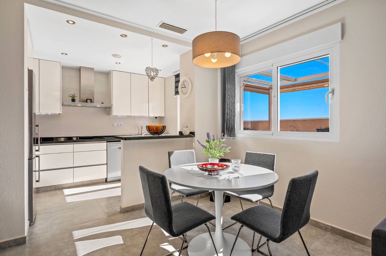 3 makuuhuone Huoneisto myytävänä paikassa Villamartin mukana uima-altaan - 360 000 € (Ref: 10081783)