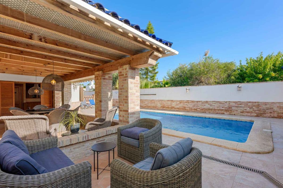 5 slaapkamer Villa te koop in La Torreta met zwembad - € 520.000 (Ref: 10081784)