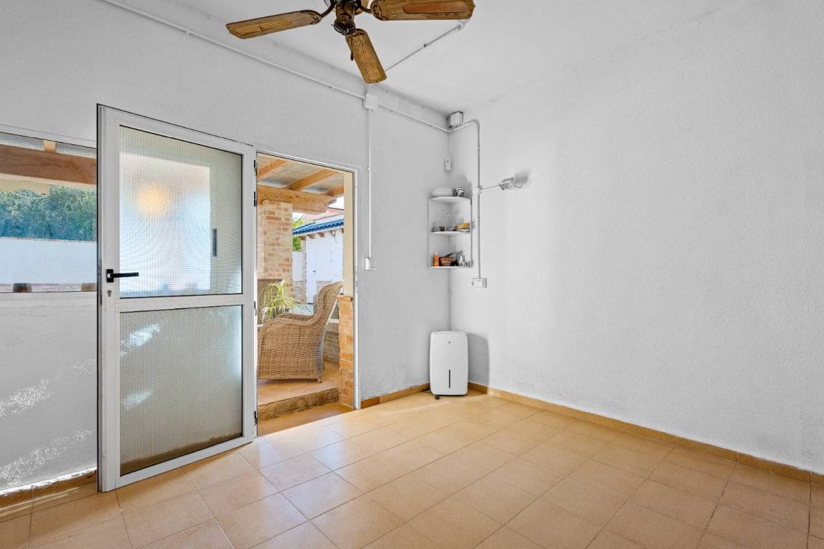 5 slaapkamer Villa te koop in La Torreta met zwembad - € 520.000 (Ref: 10081784)