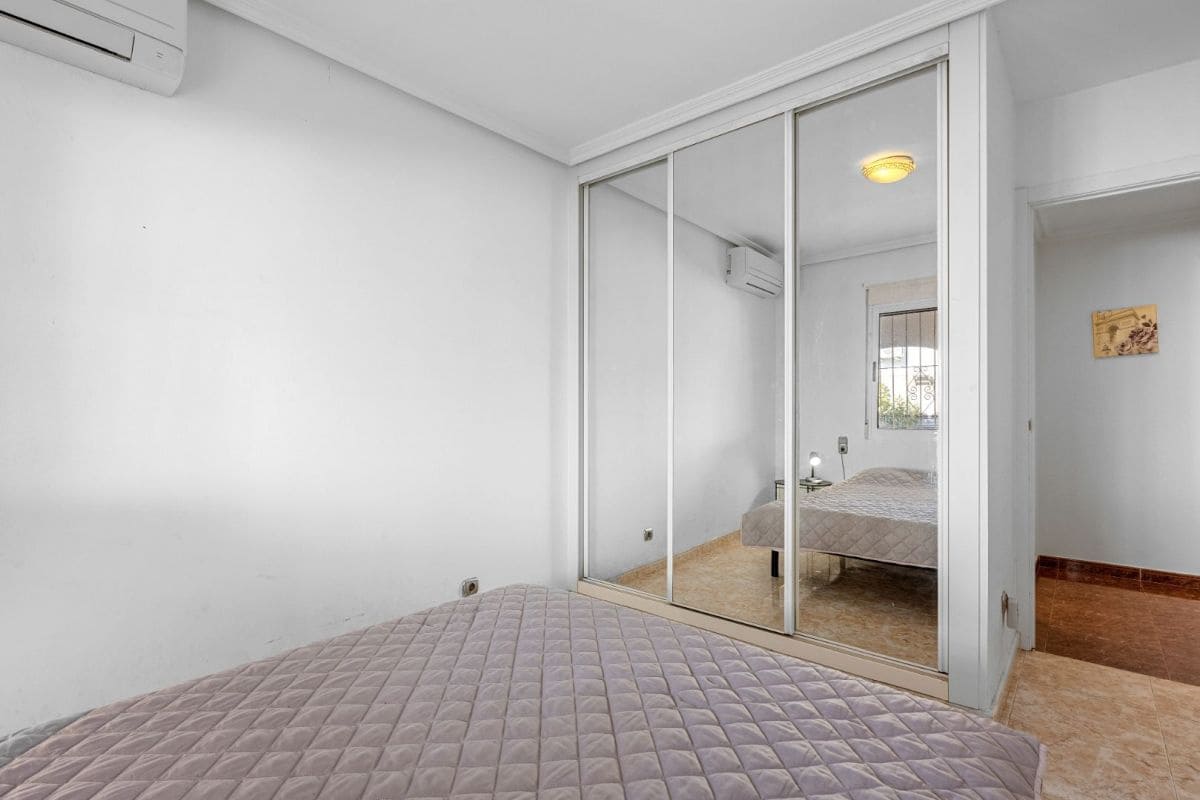 5 slaapkamer Villa te koop in La Torreta met zwembad - € 520.000 (Ref: 10081784)