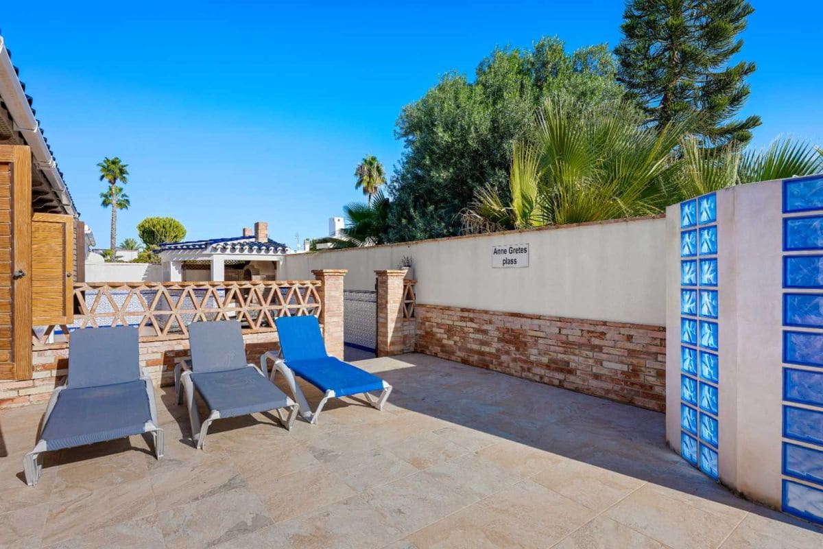 5 slaapkamer Villa te koop in La Torreta met zwembad - € 520.000 (Ref: 10081784)
