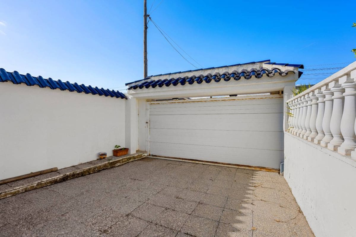5 slaapkamer Villa te koop in La Torreta met zwembad - € 520.000 (Ref: 10081784)