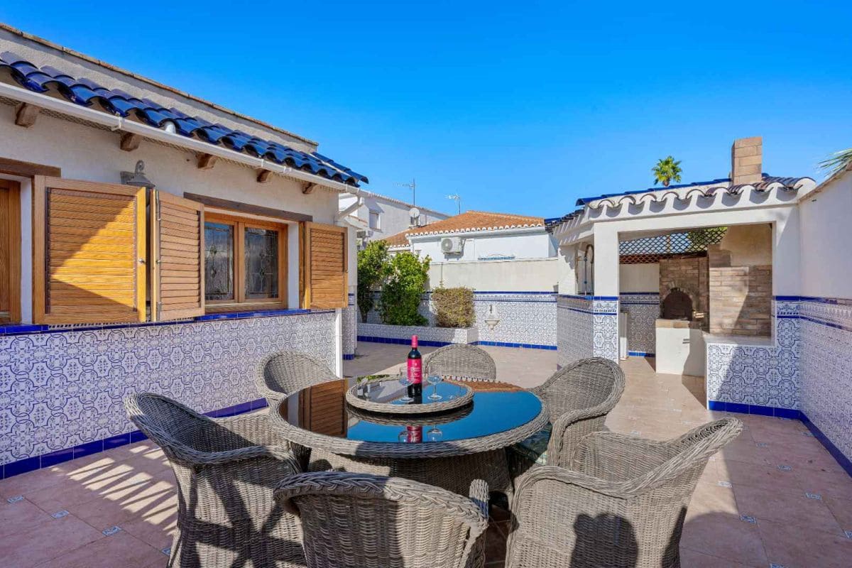 5 slaapkamer Villa te koop in La Torreta met zwembad - € 520.000 (Ref: 10081784)