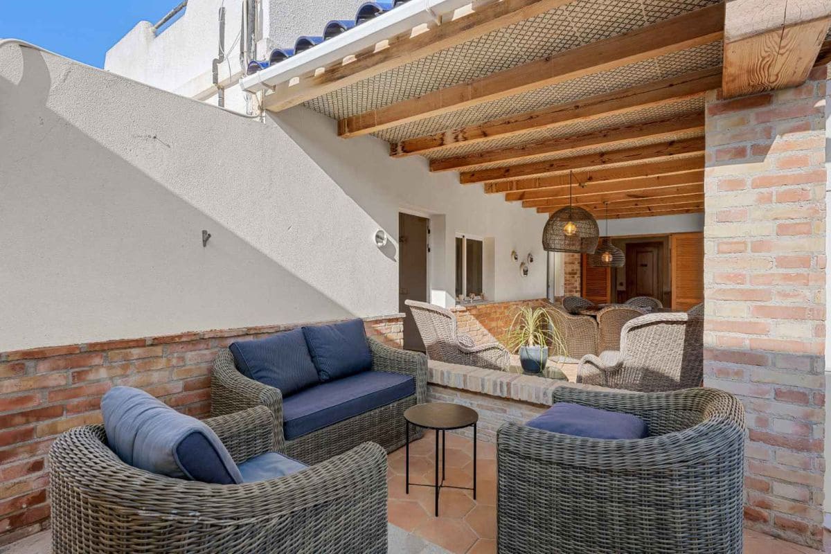 5 slaapkamer Villa te koop in La Torreta met zwembad - € 520.000 (Ref: 10081784)