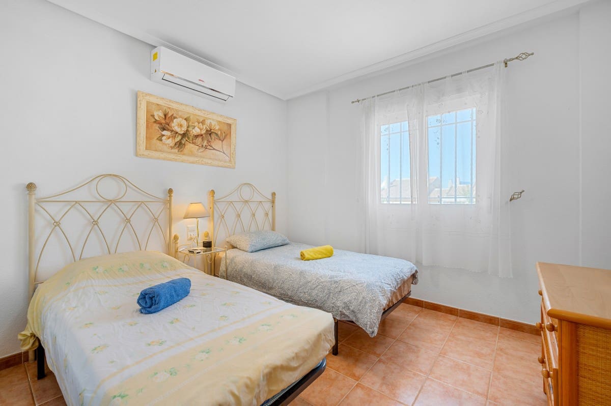 3 bedroom Townhouse for sale in San Fulgencio with pool - € 215,000 (Ref: 10100656)