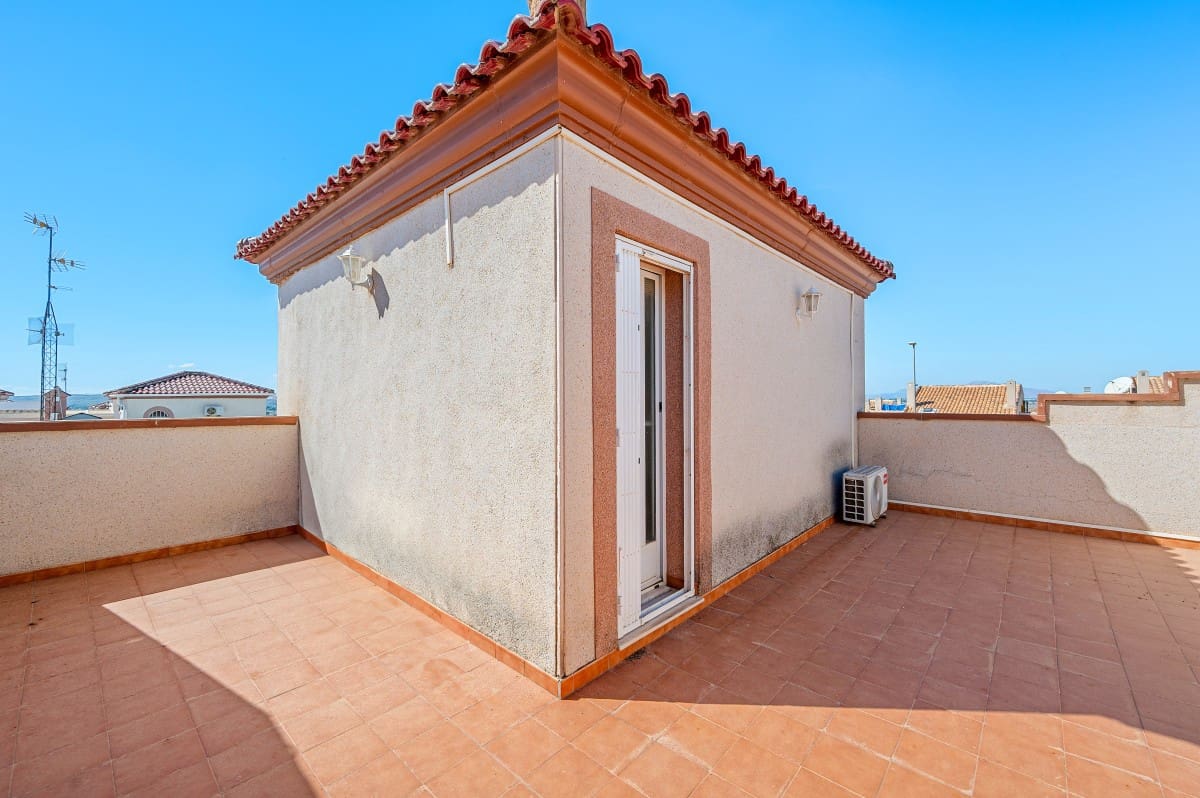 3 bedroom Townhouse for sale in San Fulgencio with pool - € 215,000 (Ref: 10100656)