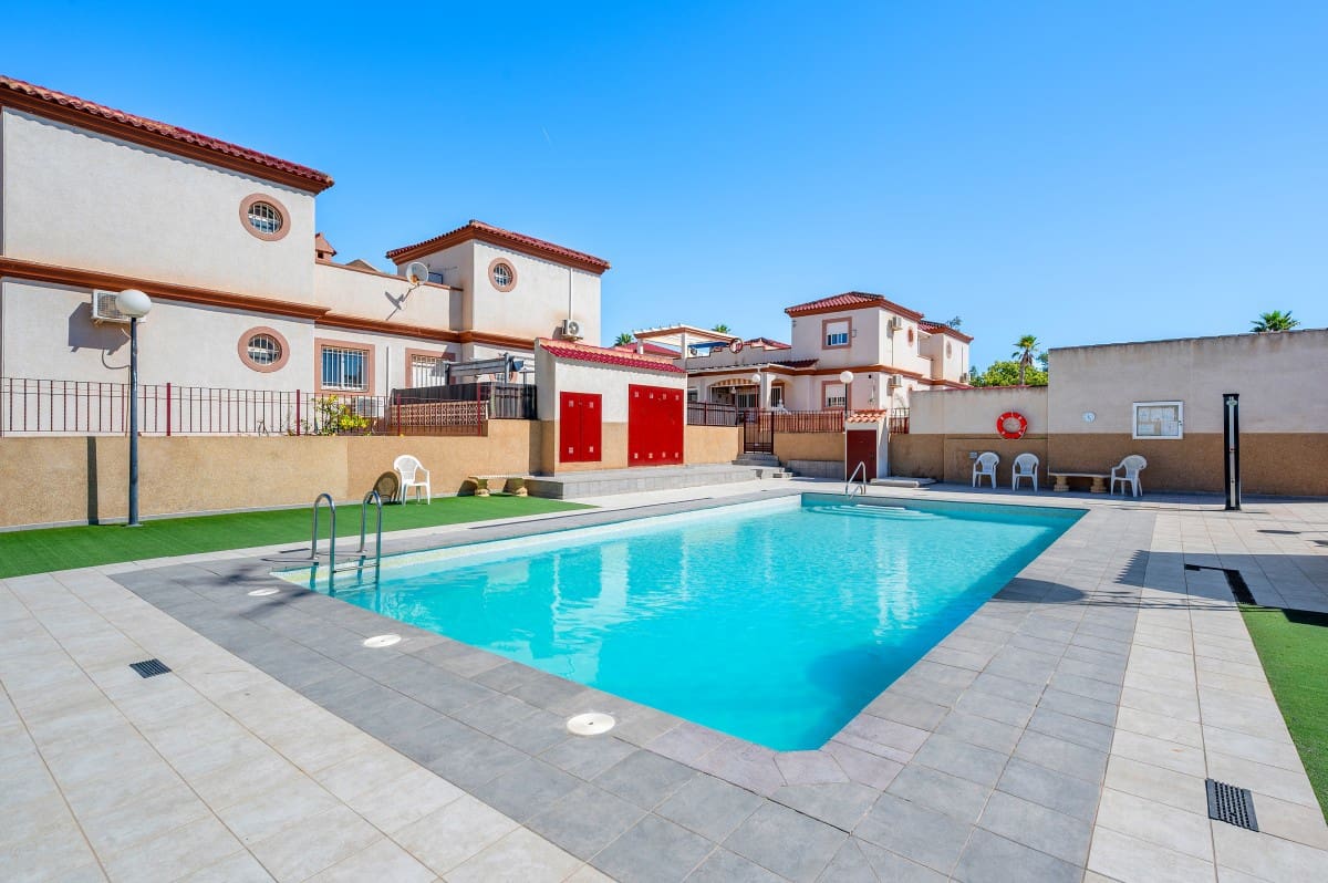 3 bedroom Townhouse for sale in San Fulgencio with pool - € 215,000 (Ref: 10100656)