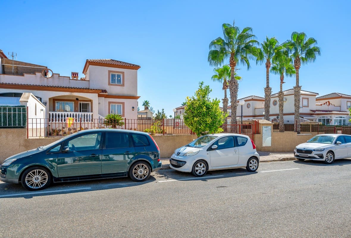 3 bedroom Townhouse for sale in San Fulgencio with pool - € 215,000 (Ref: 10100656)