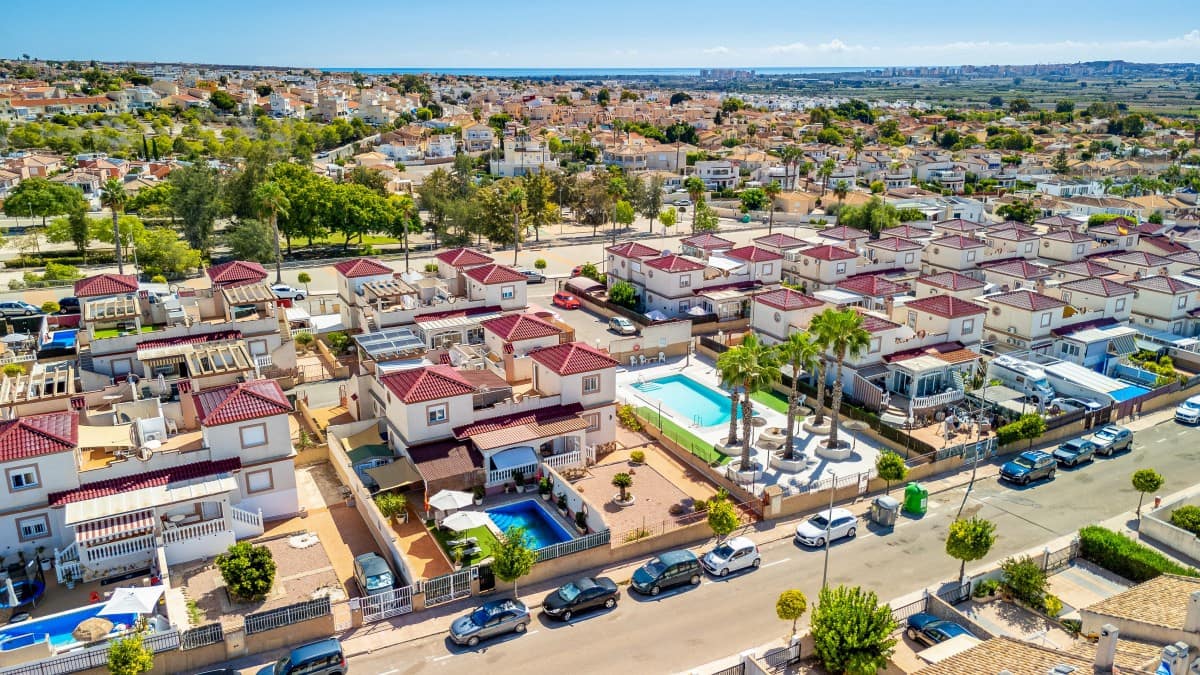3 bedroom Townhouse for sale in San Fulgencio with pool - € 215,000 (Ref: 10100656)