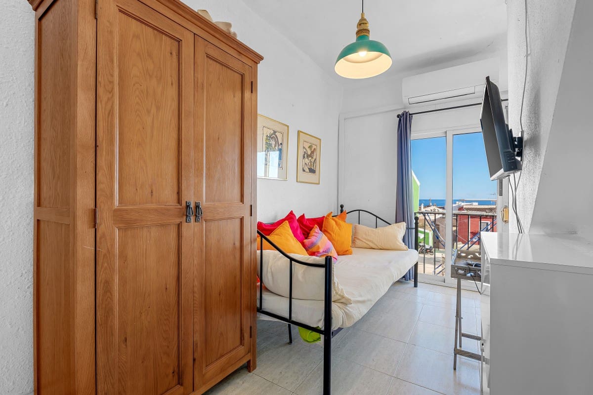 3 bedroom Townhouse for sale in La Villajoyosa / Vila Joiosa - € 245,000 (Ref: 10116051)