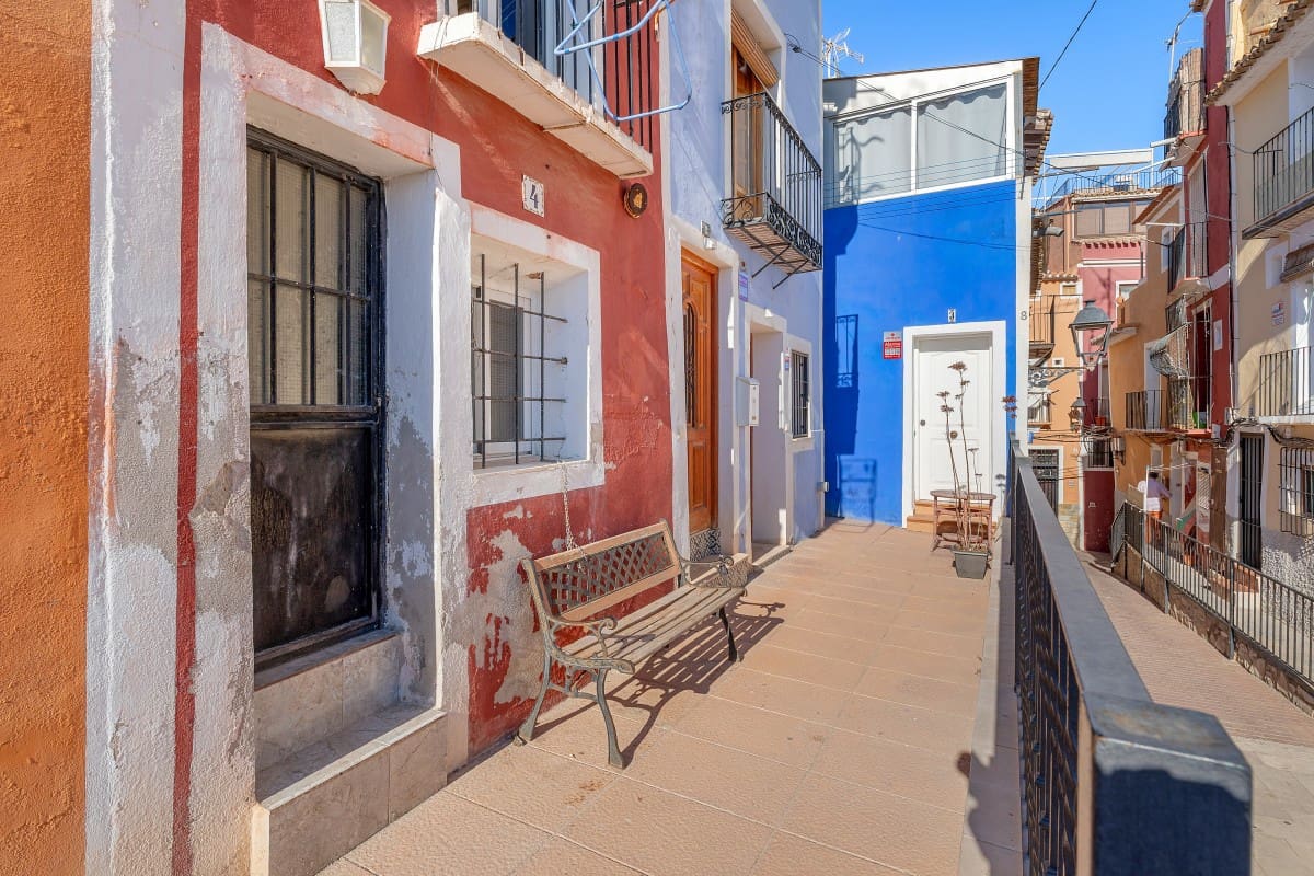 3 bedroom Townhouse for sale in La Villajoyosa / Vila Joiosa - € 245,000 (Ref: 10116051)