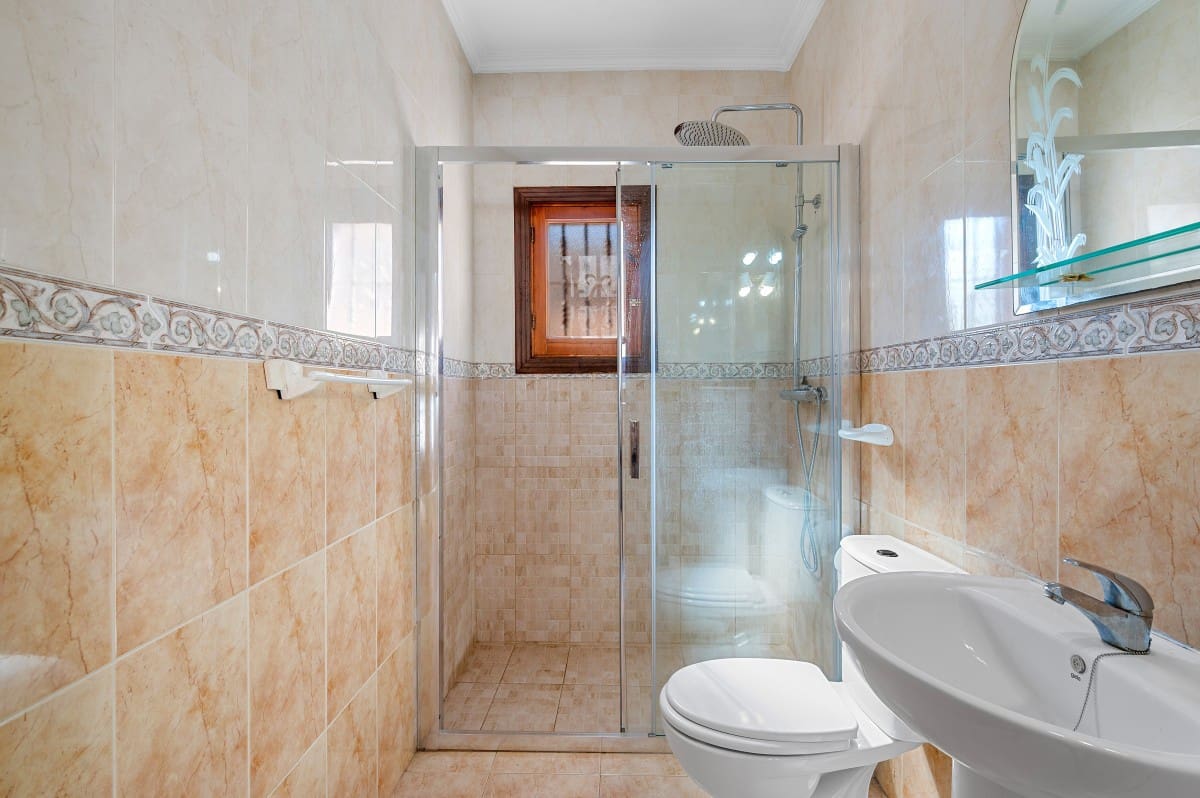 2 soveværelse Lejlighed til salg i El Chaparral med swimmingpool - € 140.000 (Ref: 10117426)