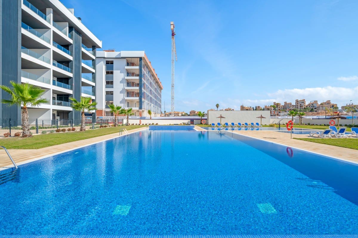 2 soverom Leilighet til salgs i Aguas Nuevas med svømmebasseng garasje - € 350 000 (Ref: 10118209)