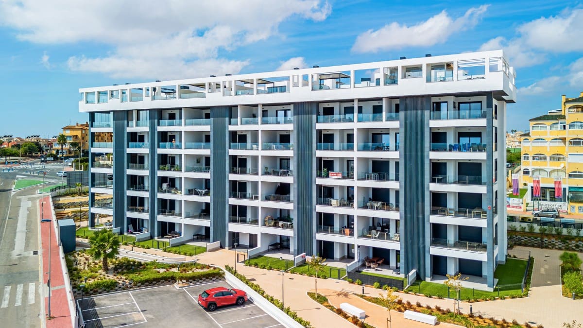 2 soverom Leilighet til salgs i Aguas Nuevas med svømmebasseng garasje - € 350 000 (Ref: 10118209)