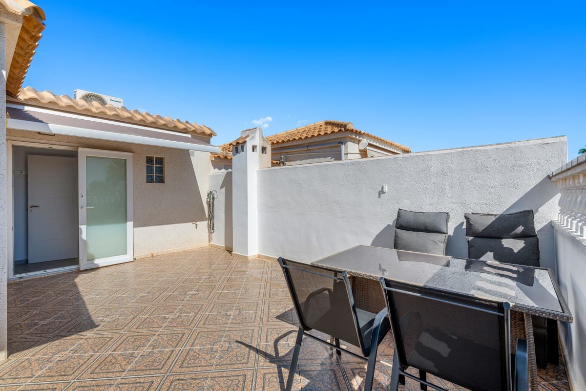 3 camera da letto Casa in vendita in Playa Flamenca con piscina - 220.000 € (Rif: 10165945)