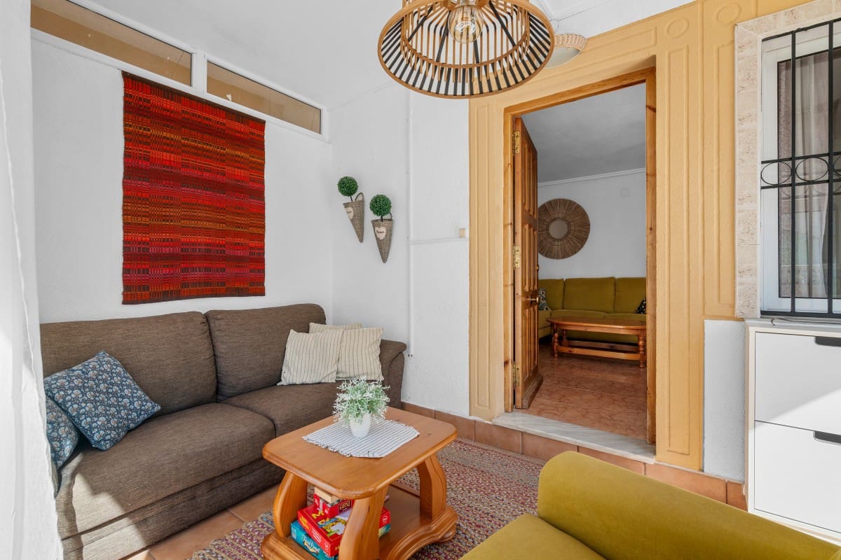 3 camera da letto Casa in vendita in Playa Flamenca con piscina - 220.000 € (Rif: 10165945)