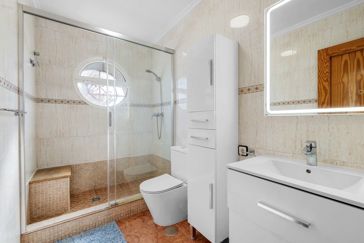 3 camera da letto Casa in vendita in Playa Flamenca con piscina - 220.000 € (Rif: 10165945)
