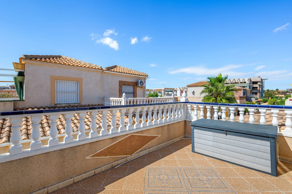 3 camera da letto Casa in vendita in Playa Flamenca con piscina - 220.000 € (Rif: 10165945)