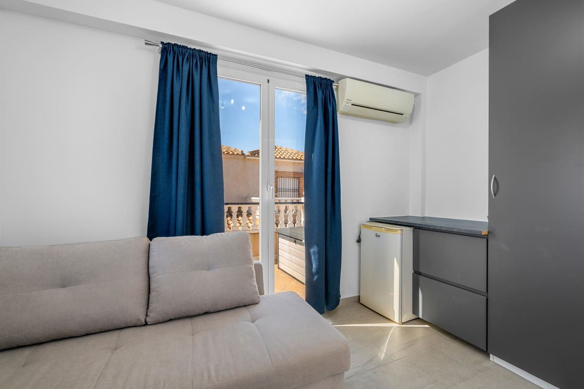 3 camera da letto Casa in vendita in Playa Flamenca con piscina - 220.000 € (Rif: 10165945)