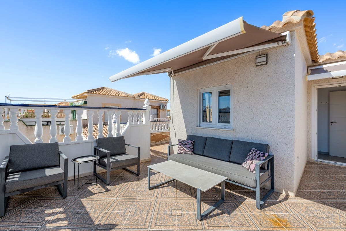 3 camera da letto Casa in vendita in Playa Flamenca con piscina - 220.000 € (Rif: 10165945)