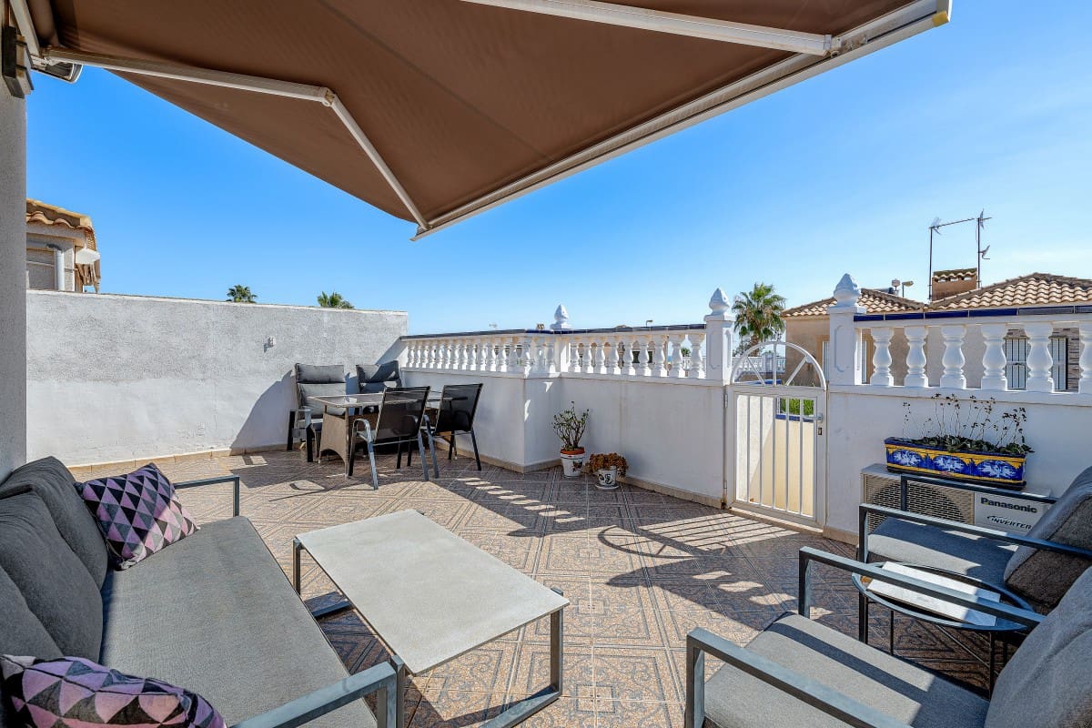 3 camera da letto Casa in vendita in Playa Flamenca con piscina - 220.000 € (Rif: 10165945)