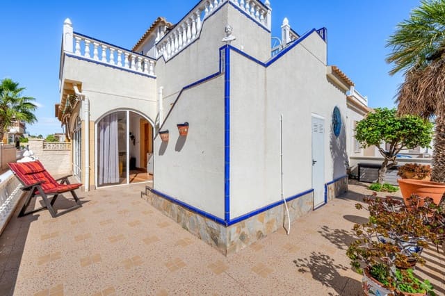 3 soverom Hus til salgs i Playa Flamenca, Orihuela med svømmebasseng - € 220 000 (Ref: 10165945)