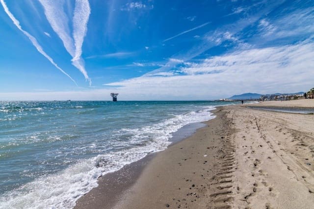 3 makuuhuone Huoneisto myytävänä paikassa Marbella mukana uima-altaan 
autotalli - 699 000 € (Ref: 9382427)