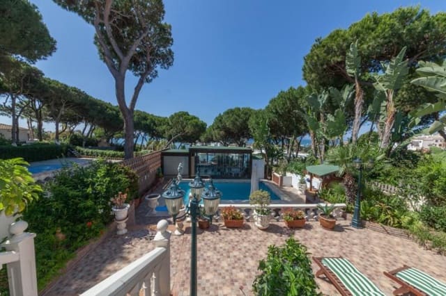 4 sypialnia Willa na sprzedaż w Cabopino, Marbella z basenem garażem - 2 300 000 € (Ref: 9382429)