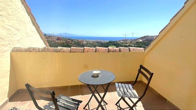 2 soverom Penthouse til salgs i La Duquesa / Puerto de la Duquesa, Manilva med svømmebasseng garasje - € 250 000 (Ref: 9382430)