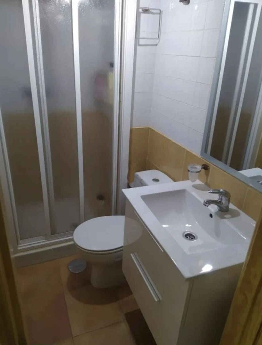 2 bedroom Apartment for sale in Fuengirola - € 265,000 (Ref: 9382435)