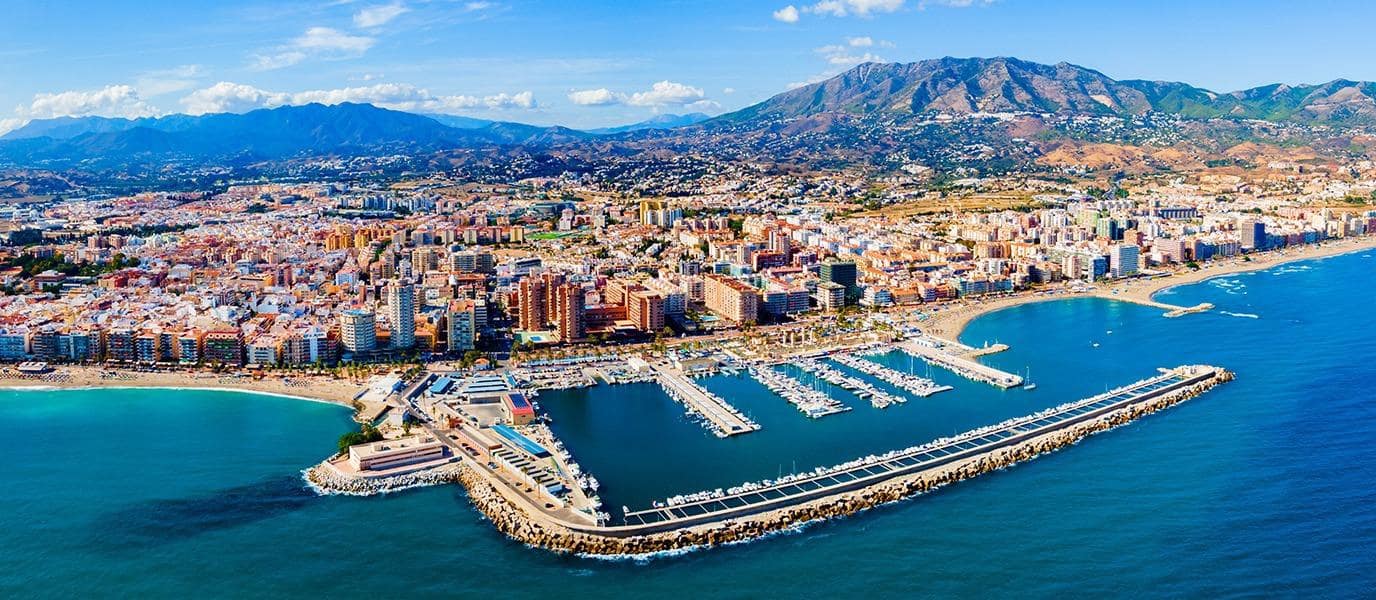 2 bedroom Apartment for sale in Fuengirola - € 265,000 (Ref: 9382435)