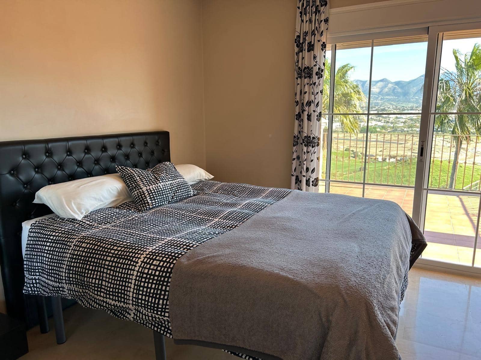 3 quarto Moradia para venda em Mijas com piscina garagem - 1 064 000 € (Ref: 9382438)