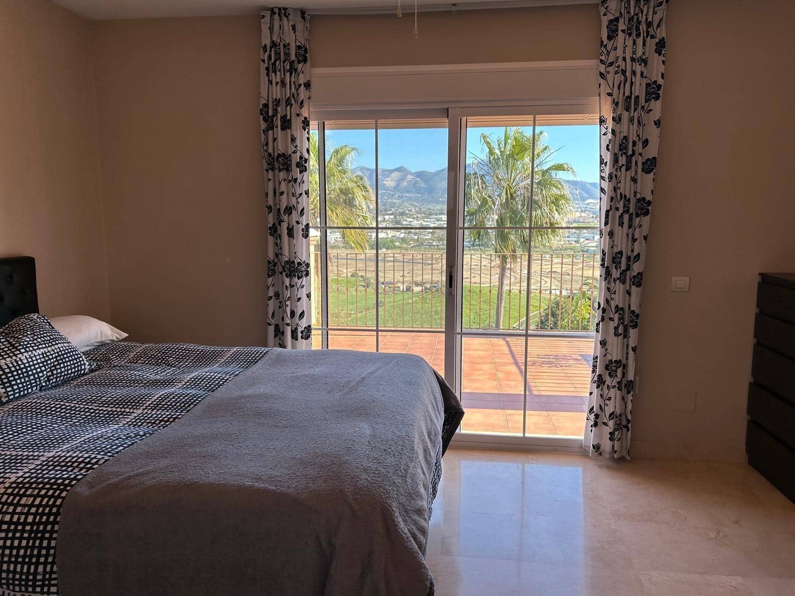 3 quarto Moradia para venda em Mijas com piscina garagem - 1 064 000 € (Ref: 9382438)