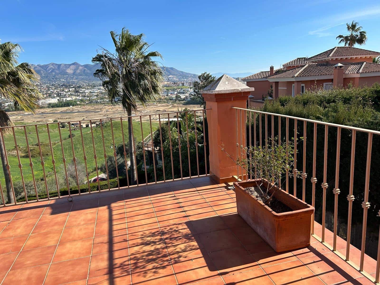 3 quarto Moradia para venda em Mijas com piscina garagem - 1 064 000 € (Ref: 9382438)