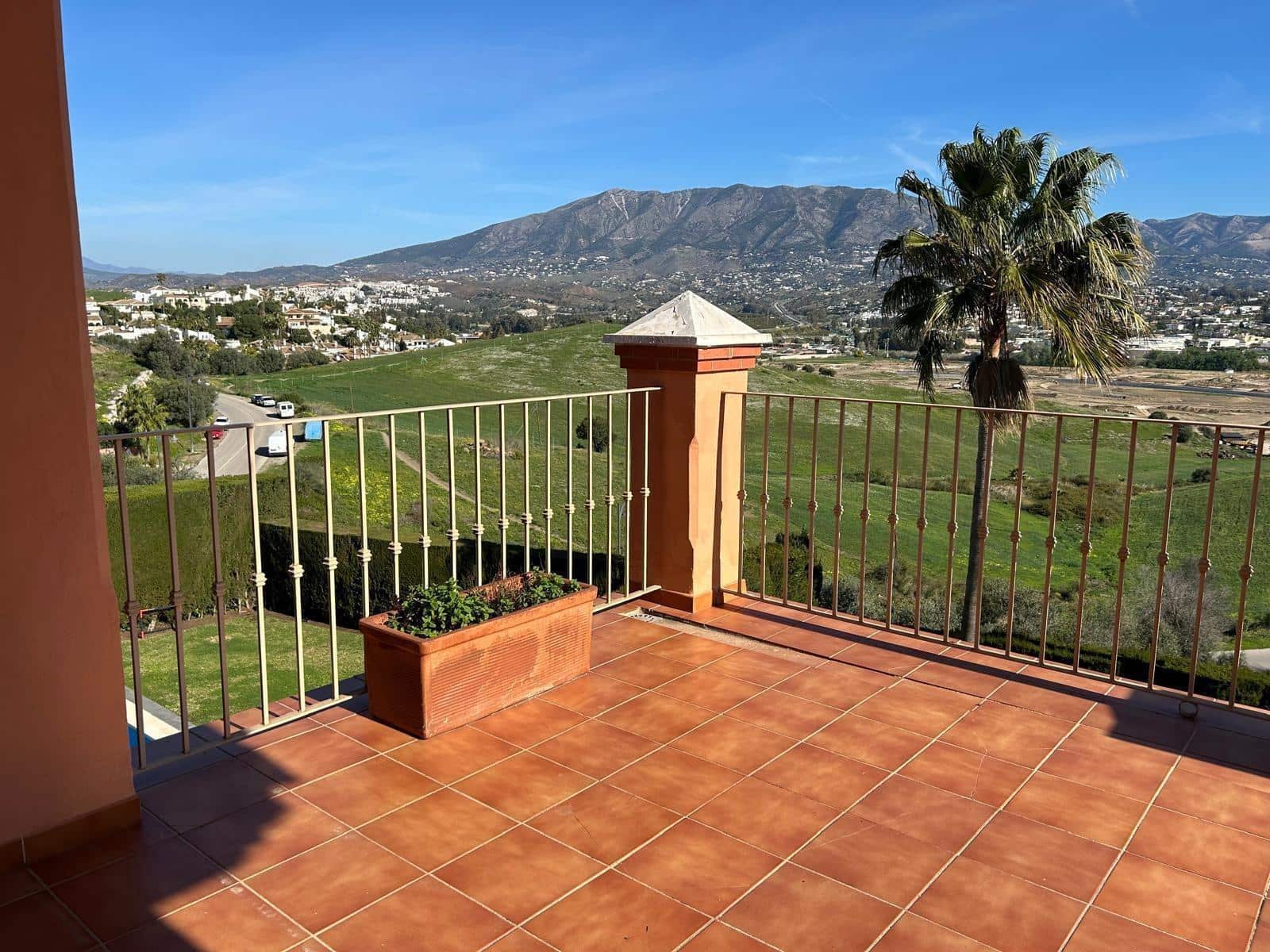 3 quarto Moradia para venda em Mijas com piscina garagem - 1 064 000 € (Ref: 9382438)