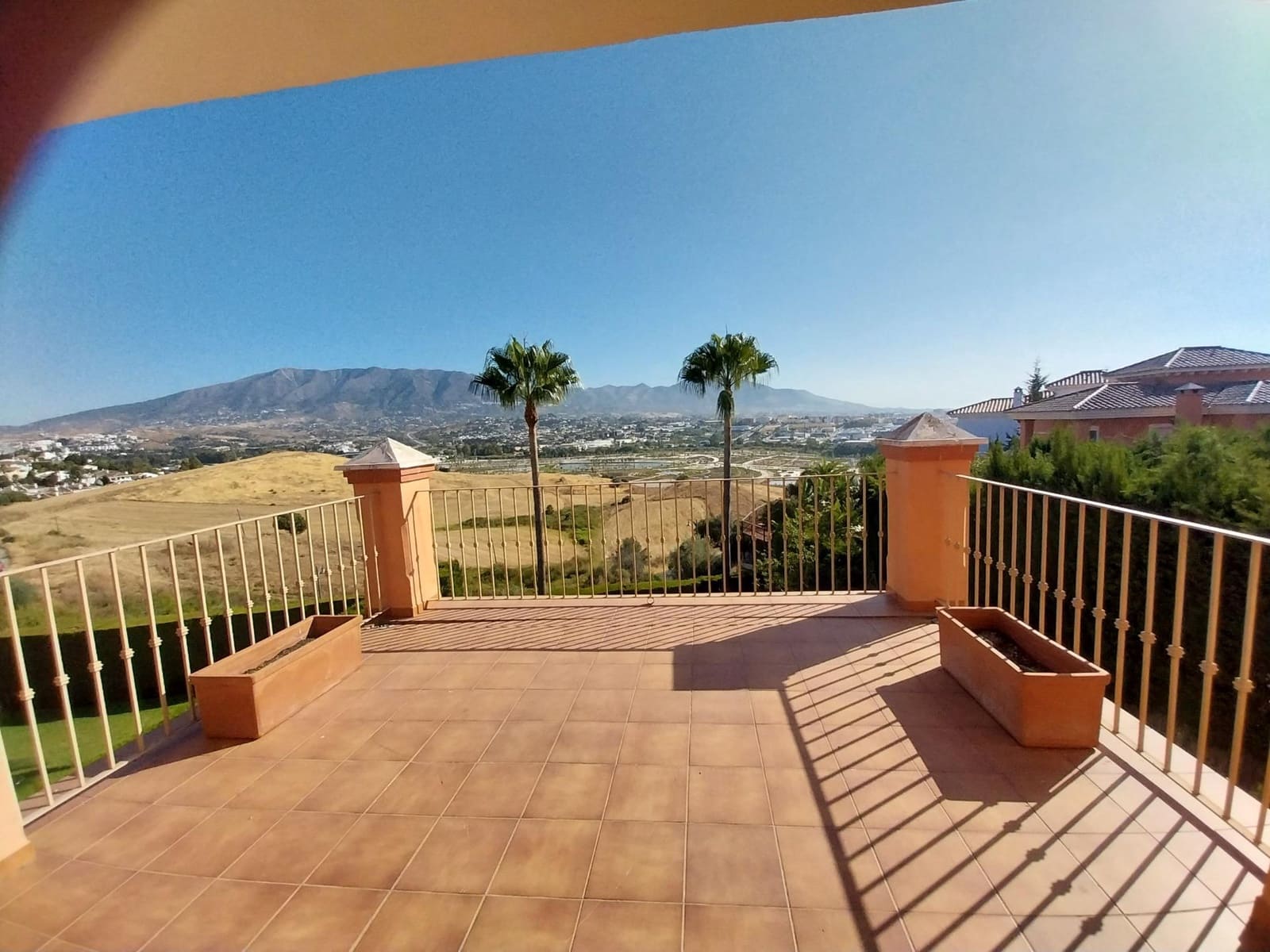 3 quarto Moradia para venda em Mijas com piscina garagem - 1 064 000 € (Ref: 9382438)