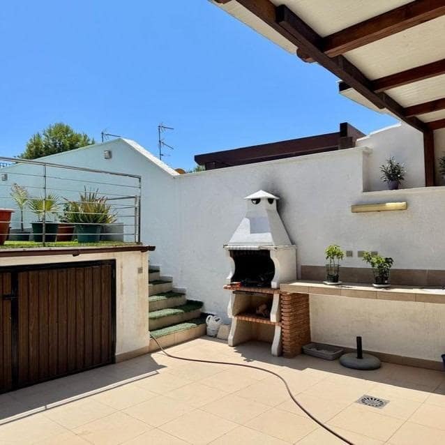 3 chambre Villa/Maison Semi-Mitoyenne à vendre à Malaga ville avec piscine - 495 000 € (Ref: 9382439)