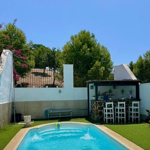 3 bedroom Semi-detached Villa for sale in Intelhorce, Málaga city with pool - € 495,000 (Ref: 9382439)
