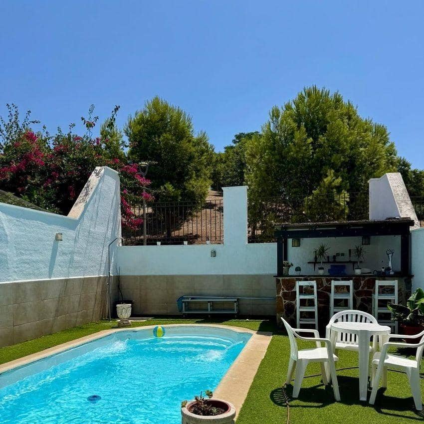 3 chambre Villa/Maison Semi-Mitoyenne à vendre à Malaga ville avec piscine - 495 000 € (Ref: 9382439)