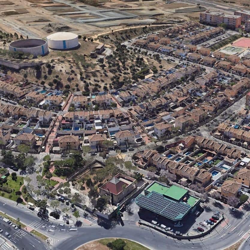 3 chambre Villa/Maison Semi-Mitoyenne à vendre à Malaga ville avec piscine - 495 000 € (Ref: 9382439)